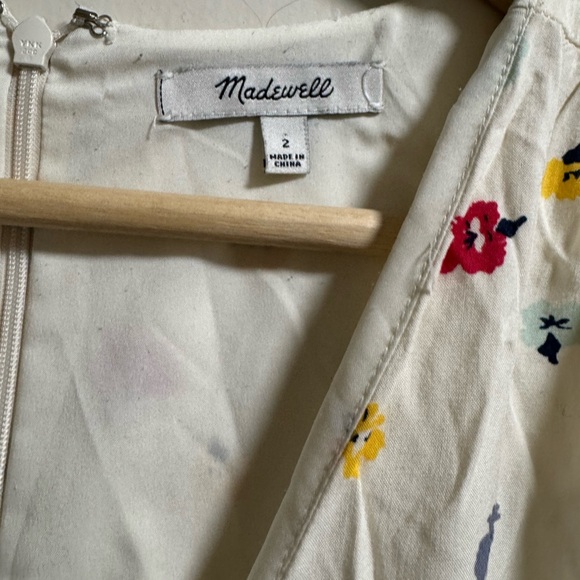 Madewell Orchard Flutter-Sleeve Dress in Confetti Floral - Picture 5 of 7